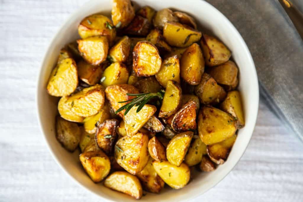 Lemony roast potatoes
