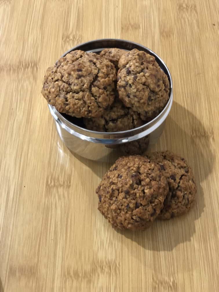 Honey and Oat Cookies - main