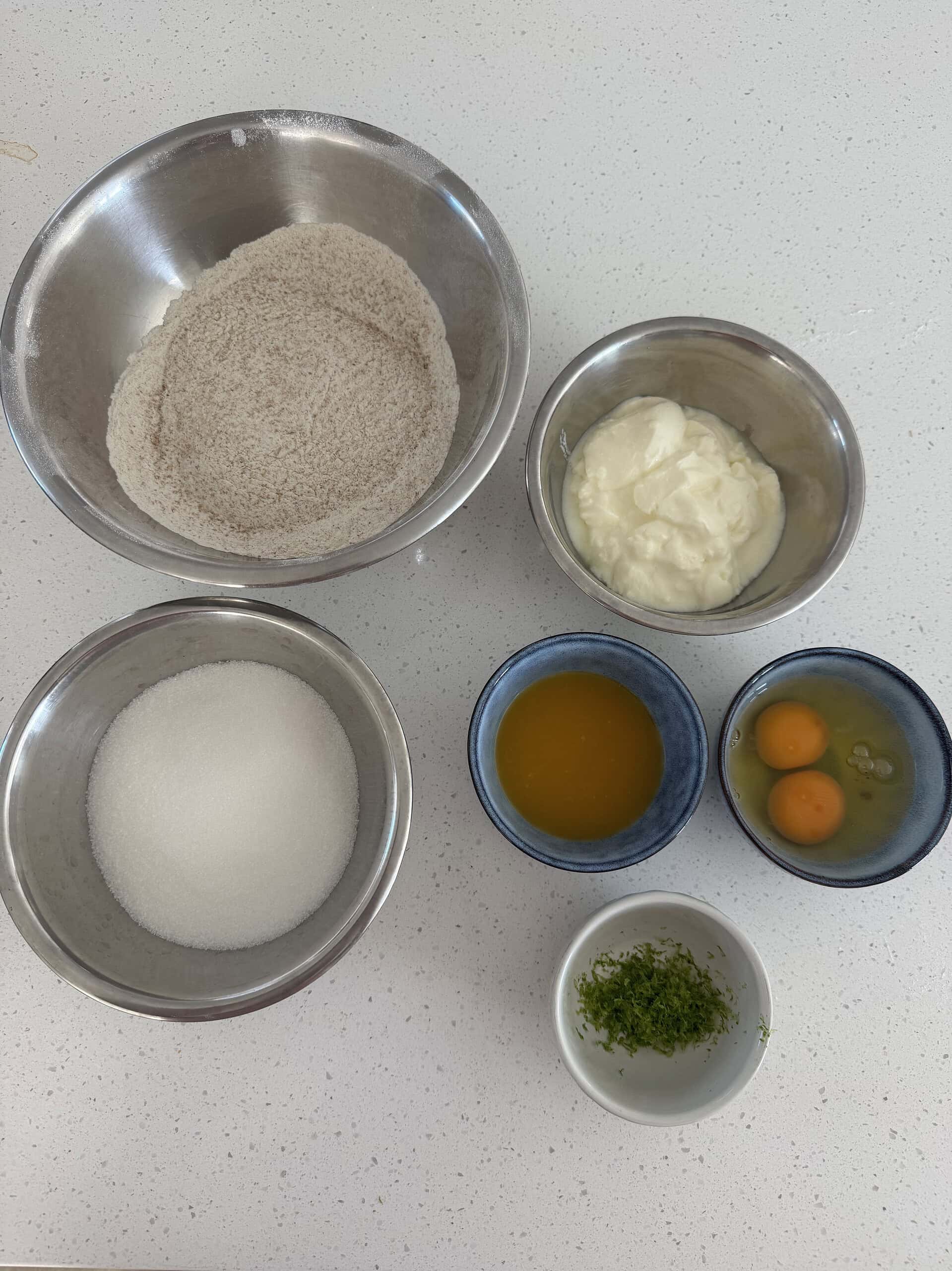 Lime and yogurt cake ingredients