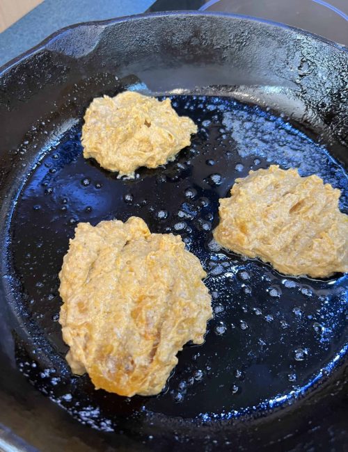 Cooking the pikelets