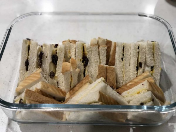 lay the sandwiches facing upwards